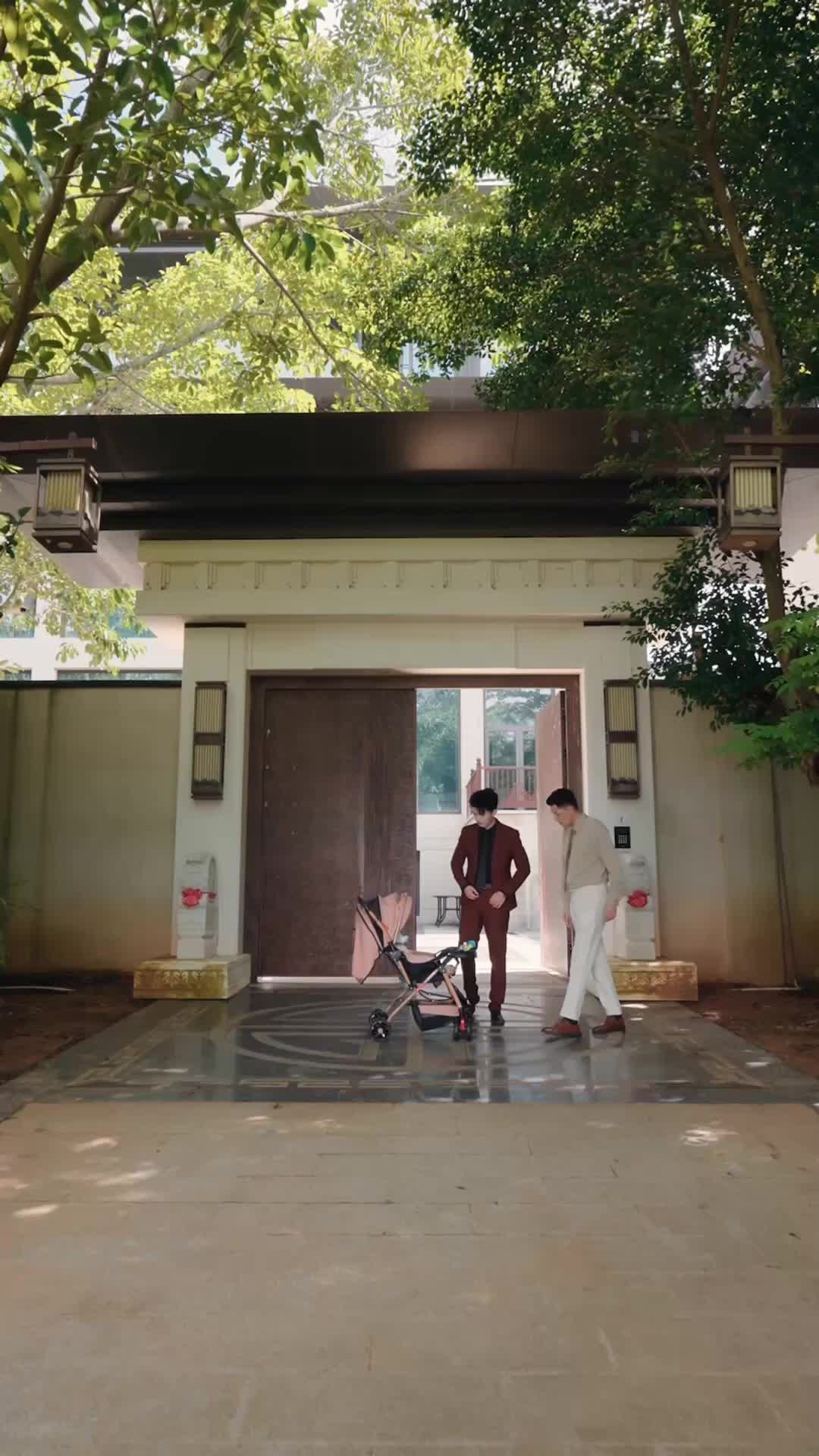 Episode 1 - The Inner Voice of the Werewolf Family’s Daughter